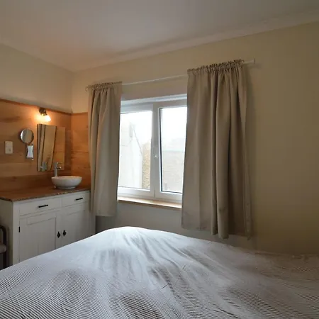 Comfortable In The Town Centre Within Walking Distance Of The Ocean Lägenhet