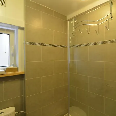 Lägenhet Comfortable In The Town Centre Within Walking Distance Of The Ocean *
